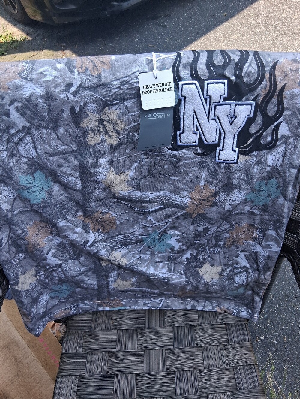 JAQWIN Men’s NY Graphic Drop-Shoulder  — REAL TREE Camo